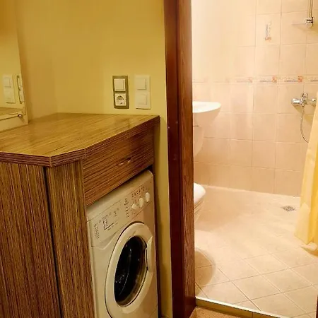 Plaisir Apartment