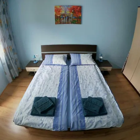 Apartment Plaisir
